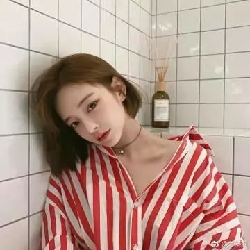 奇光下的秘密